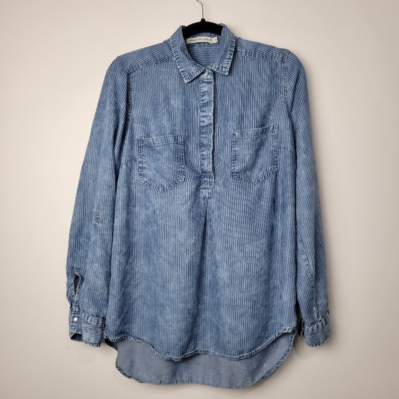 Standard Grace Tops - STANDARD GRACE WOMEN'S 3/4 SNAP UP LONG SLEEVE CHAMBRAY STONE WASH TOP SIZE M